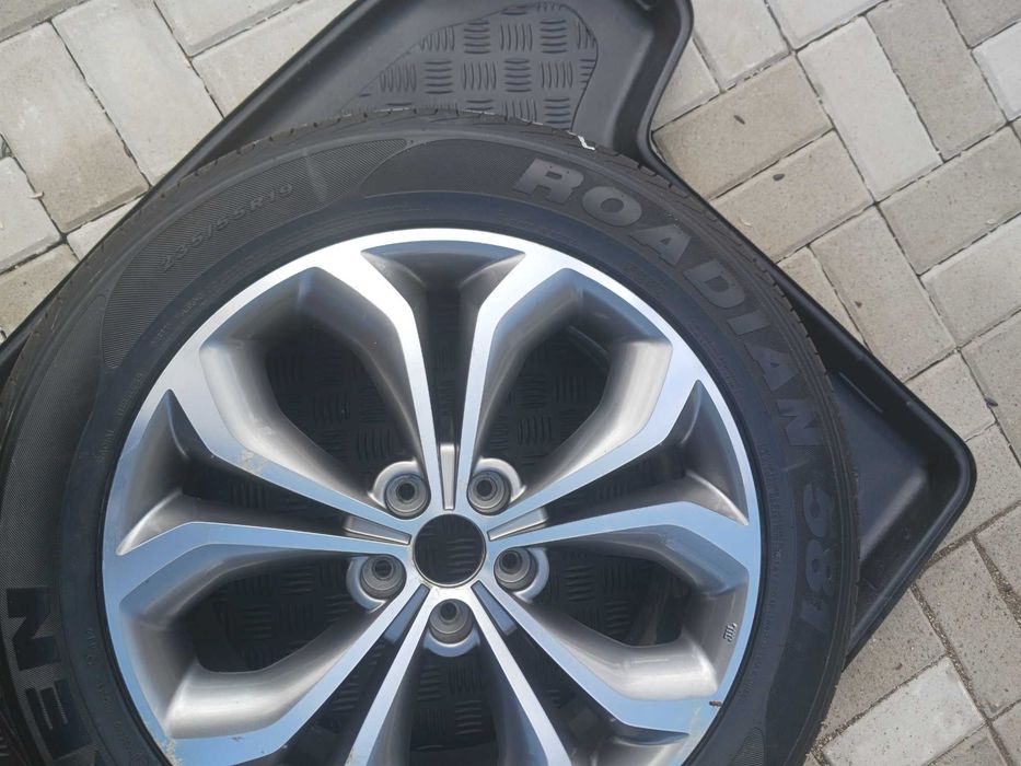 Vand 1 bucată anvelopă  235/55/r19  101H  M+S   NEXEN   dot 2017
