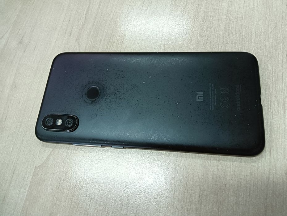Продаю Xiaomi Mi A2