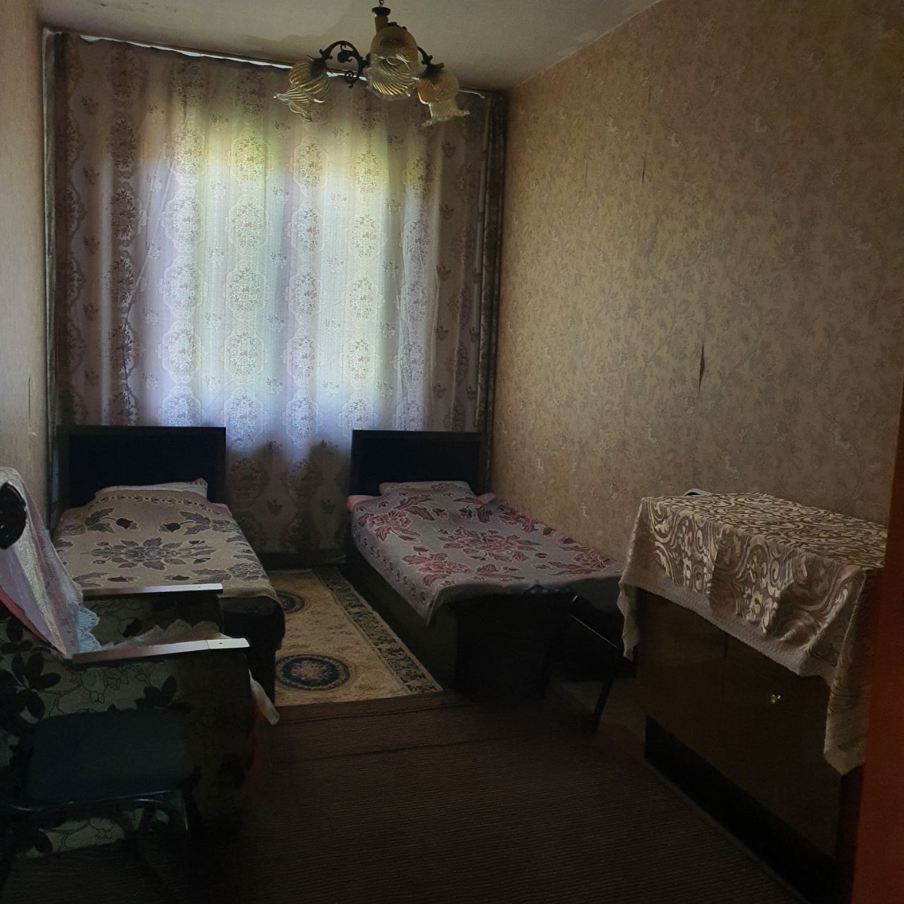 Аренда!Чиланзар 3 кв,2/4/4-с обстановкой