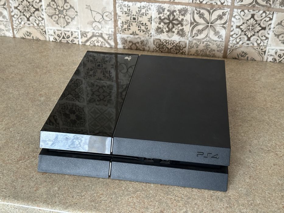 Vand Playstation 4