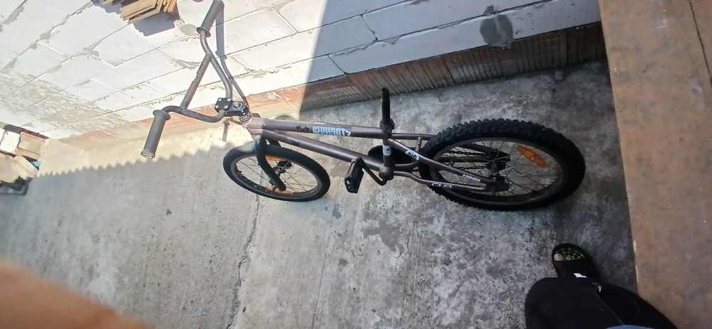 Vând bmx bicicletă