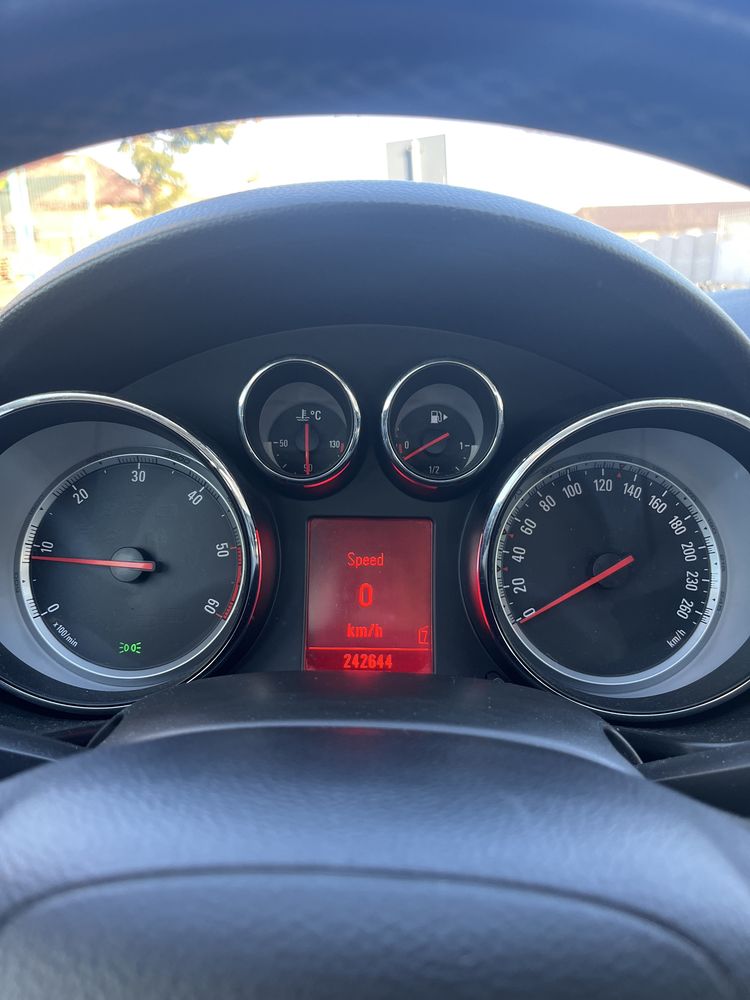 Opel Insignia 2.0