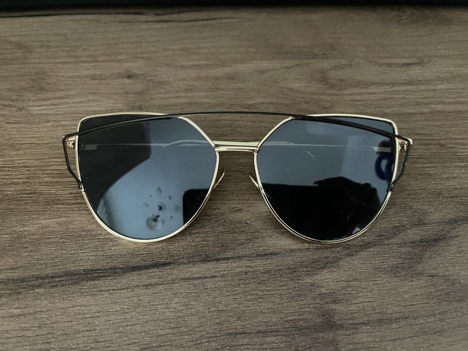 Дамски слънчеви очила