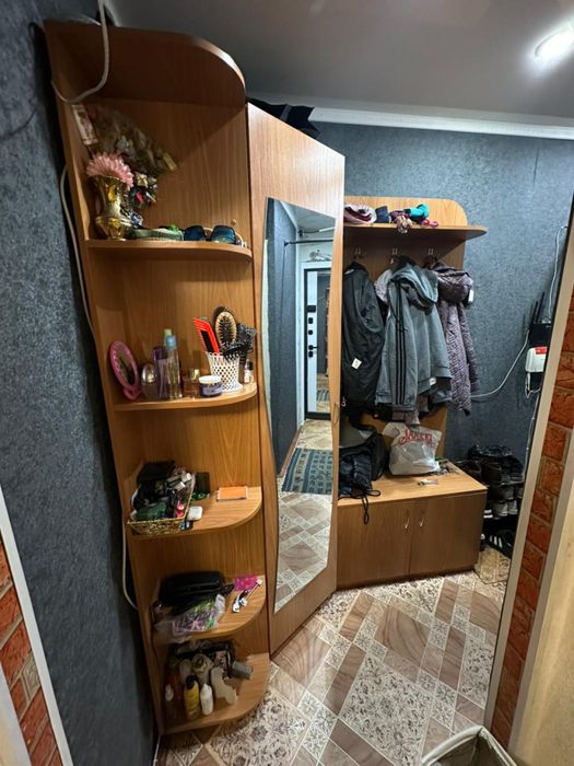 Продам шкаф вместительный