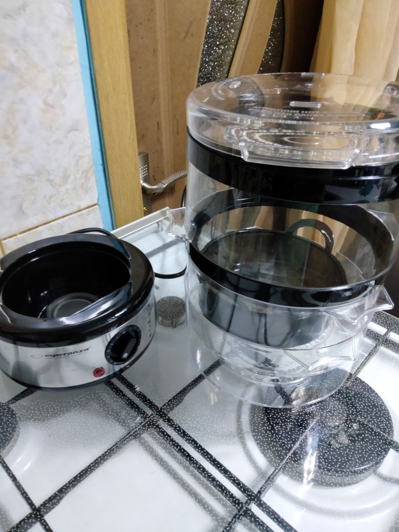 Steam Cooker , aparat pentru gătit la aburi