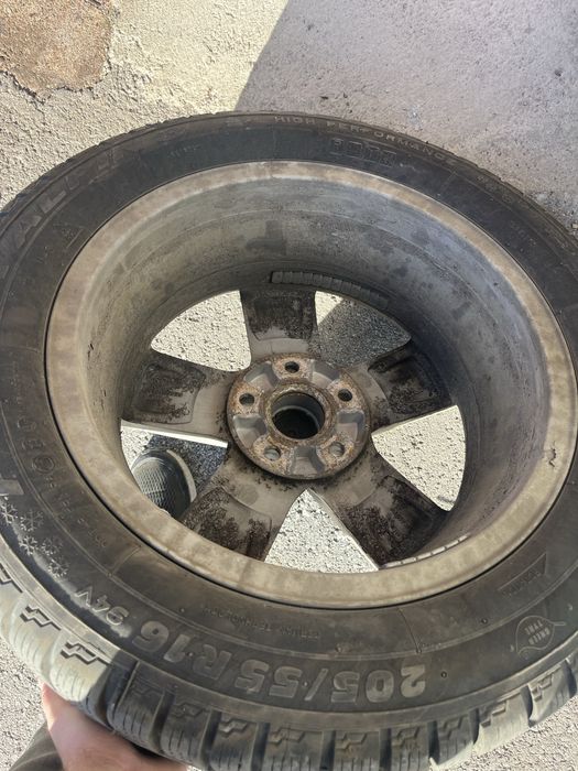 Оригинални джанти Skoda с гуми Radburg Power Alpin 205/55R16 DOT 2024