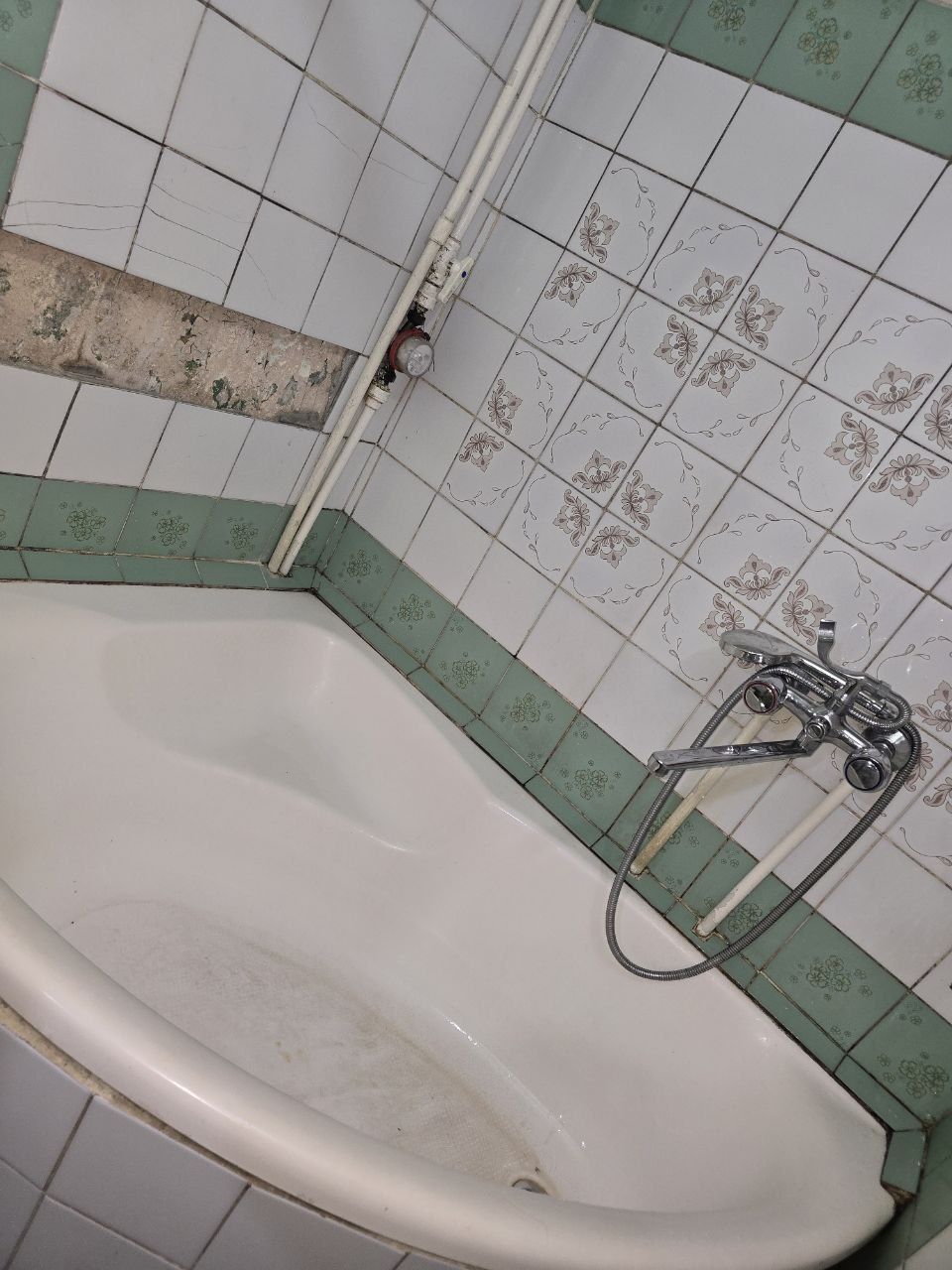 Arenda kvartira Yashnabod Olmos metro bekati oldida 2xona opshishita