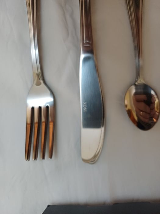 Set tacâmuri 16 piese Inox