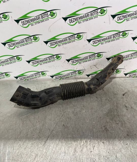 Tubulatura admisie 8200431098 Dacia Logan prima generatie