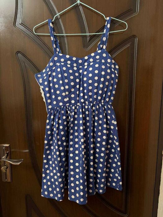 Нарядное платье Mango