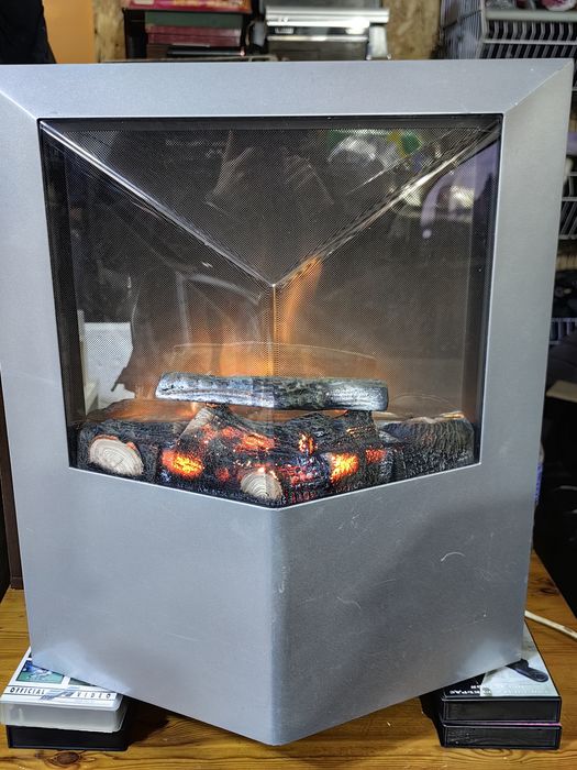 Електрическа печка тип камина