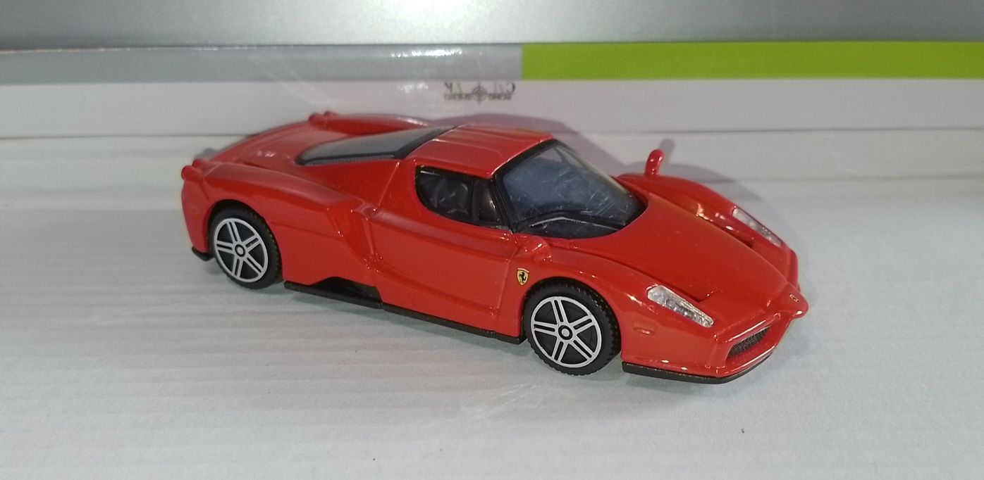 Ferrari Enzo, мащаб 1/43