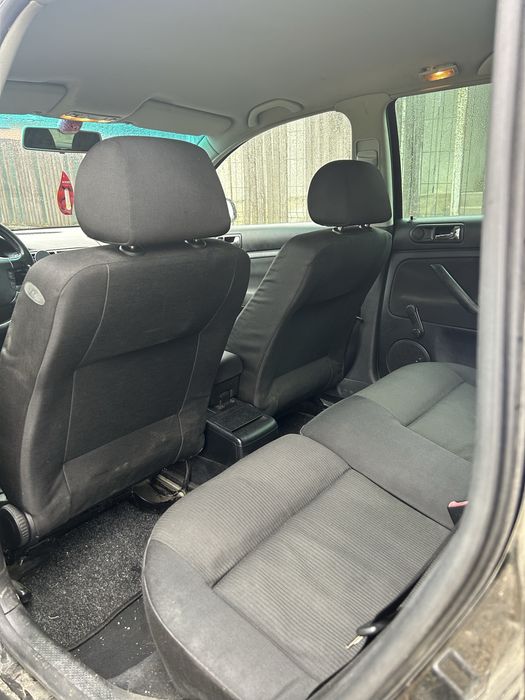 Passat b5.5 , motor 1.9 tdi, an 2003