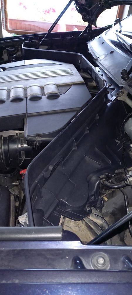 Кори над двигателя/панели/ БМВ Х5 Х6 Е70 Е71 BMW E70 X5 X6