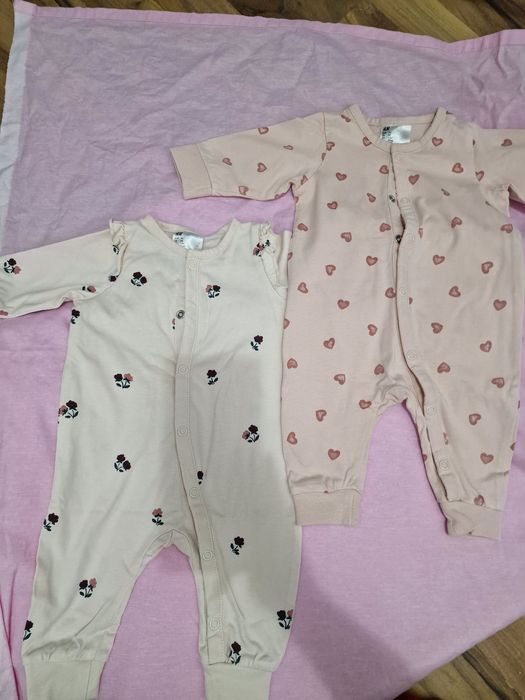 Set 2 pijamale H&M mărimea 56 cm