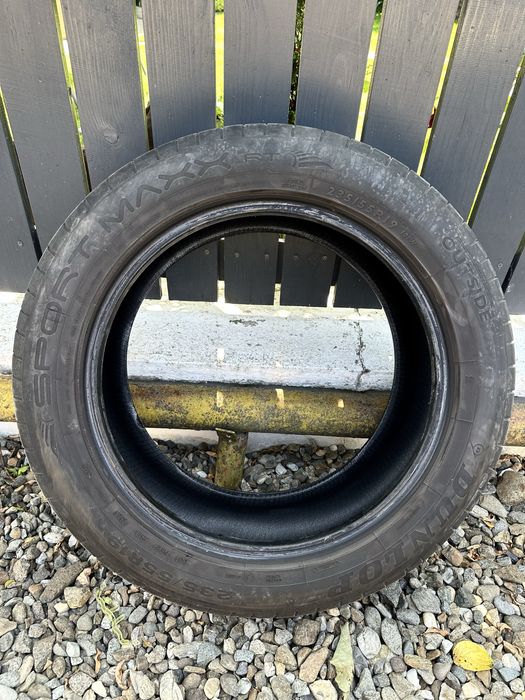 Vand 2 anvelope de vara Dunlop 235 55 R19 (dot 2020)