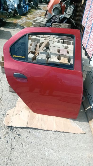 Usa Logan 2 visiniu spate completa 2013 2020