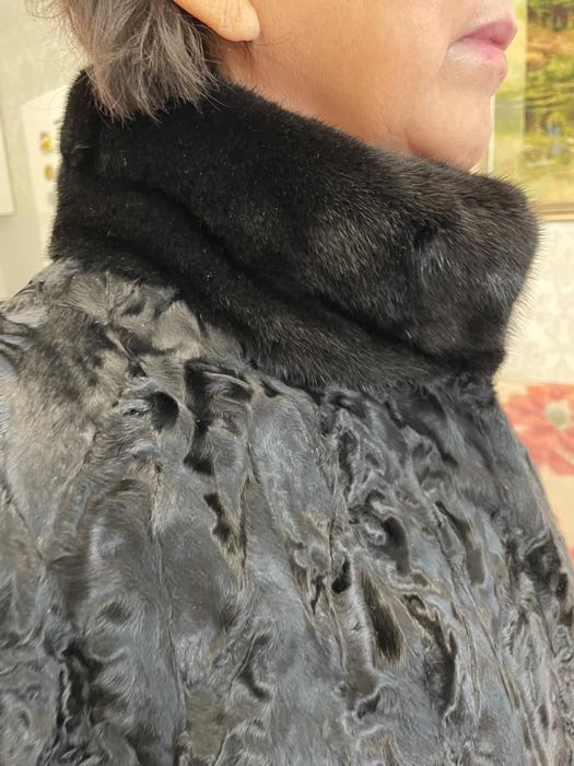 Красивая, шуба свакара