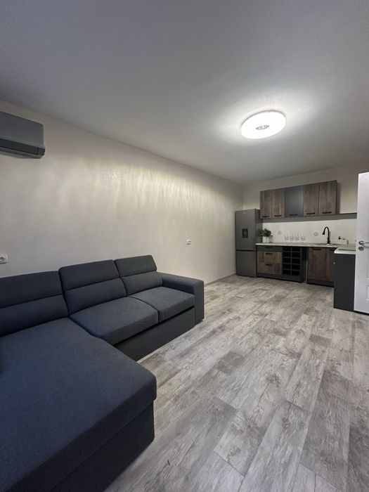 Продавам двустаен апартамент