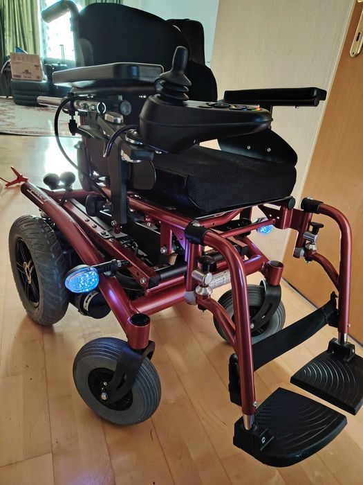 Scaun electric pentru persoane cu dezabiltati