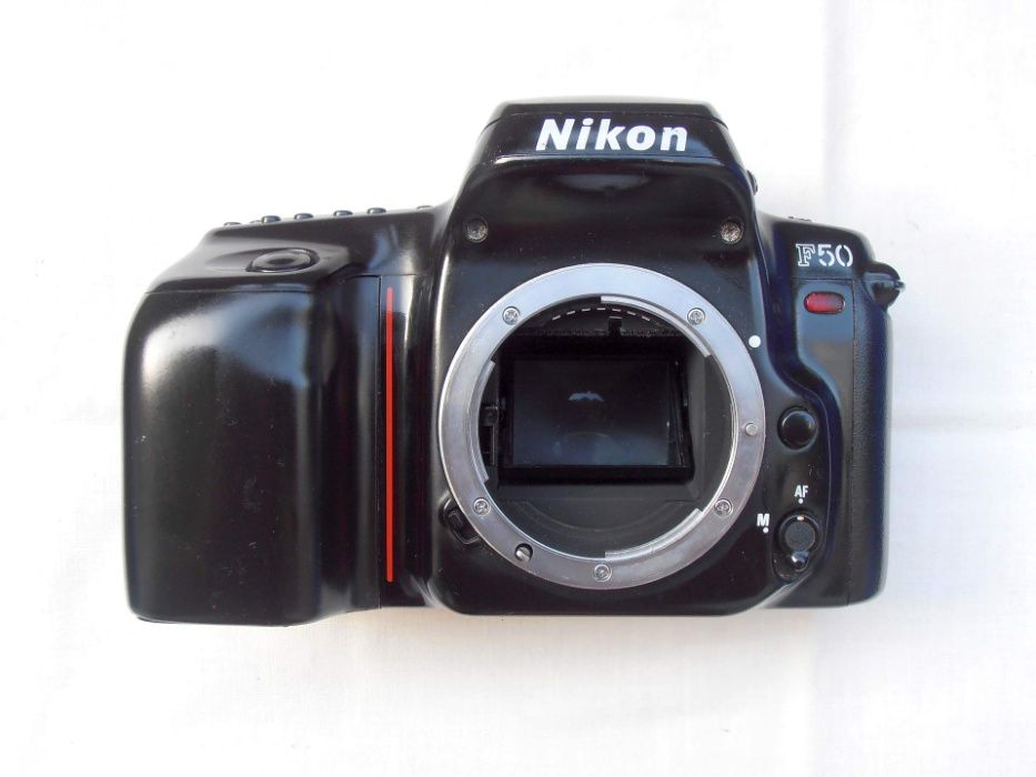 Aparat foto vintage cu film Body Nikon F50