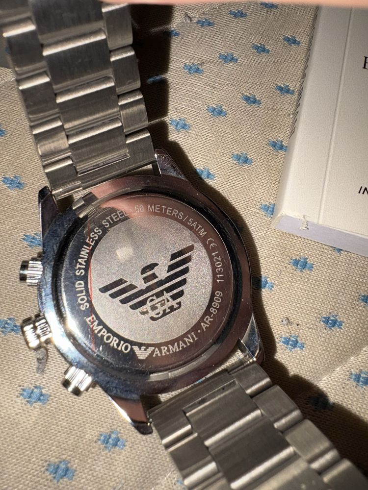 Часовник Emporio Armani