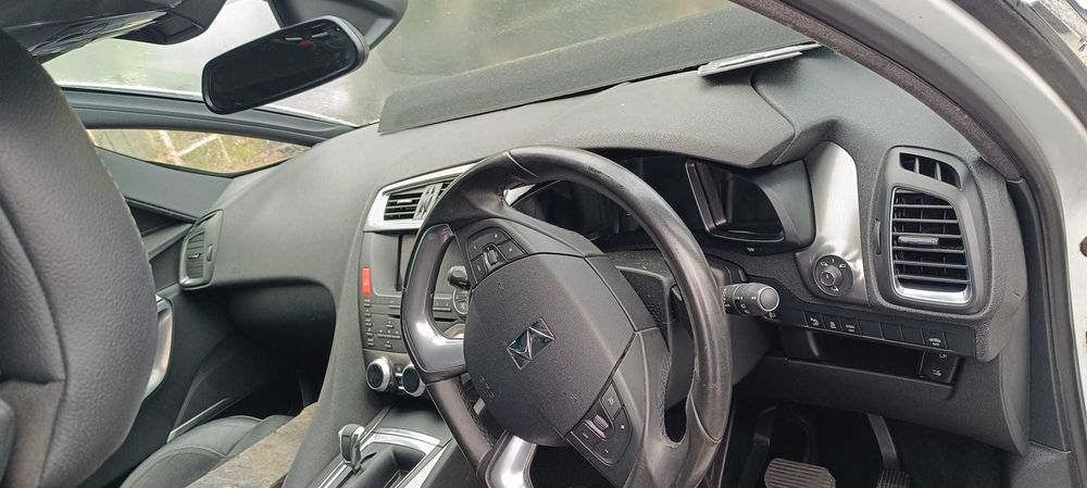 Dezmembrez Citroen DS5 1.6HDI 2013