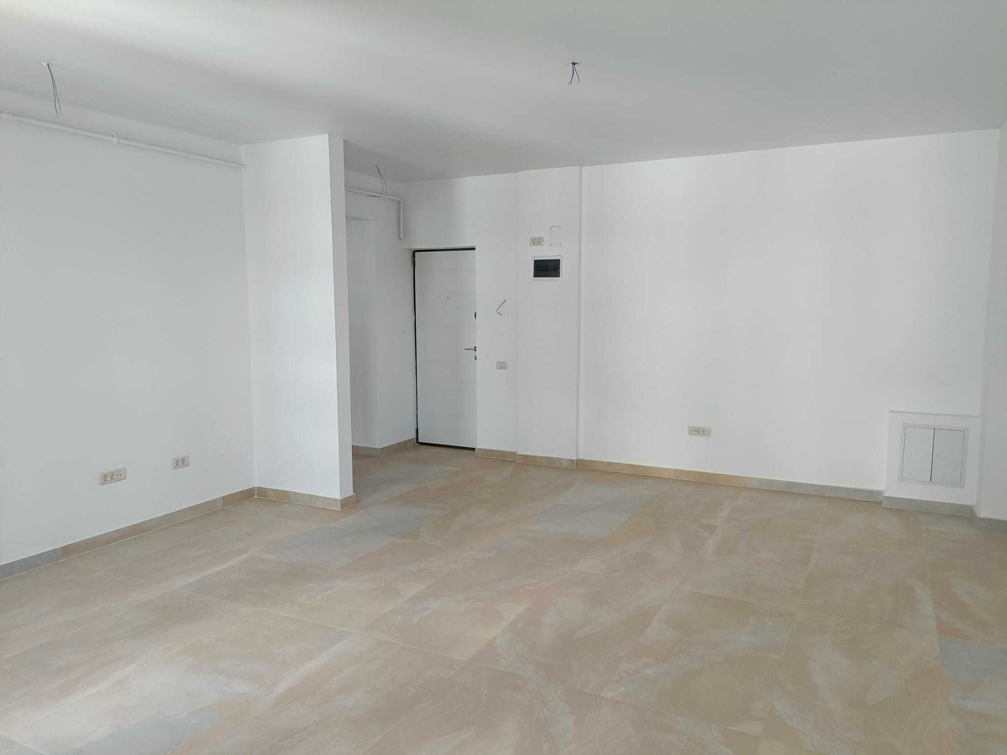 Particular, 2 camere Central Adress
