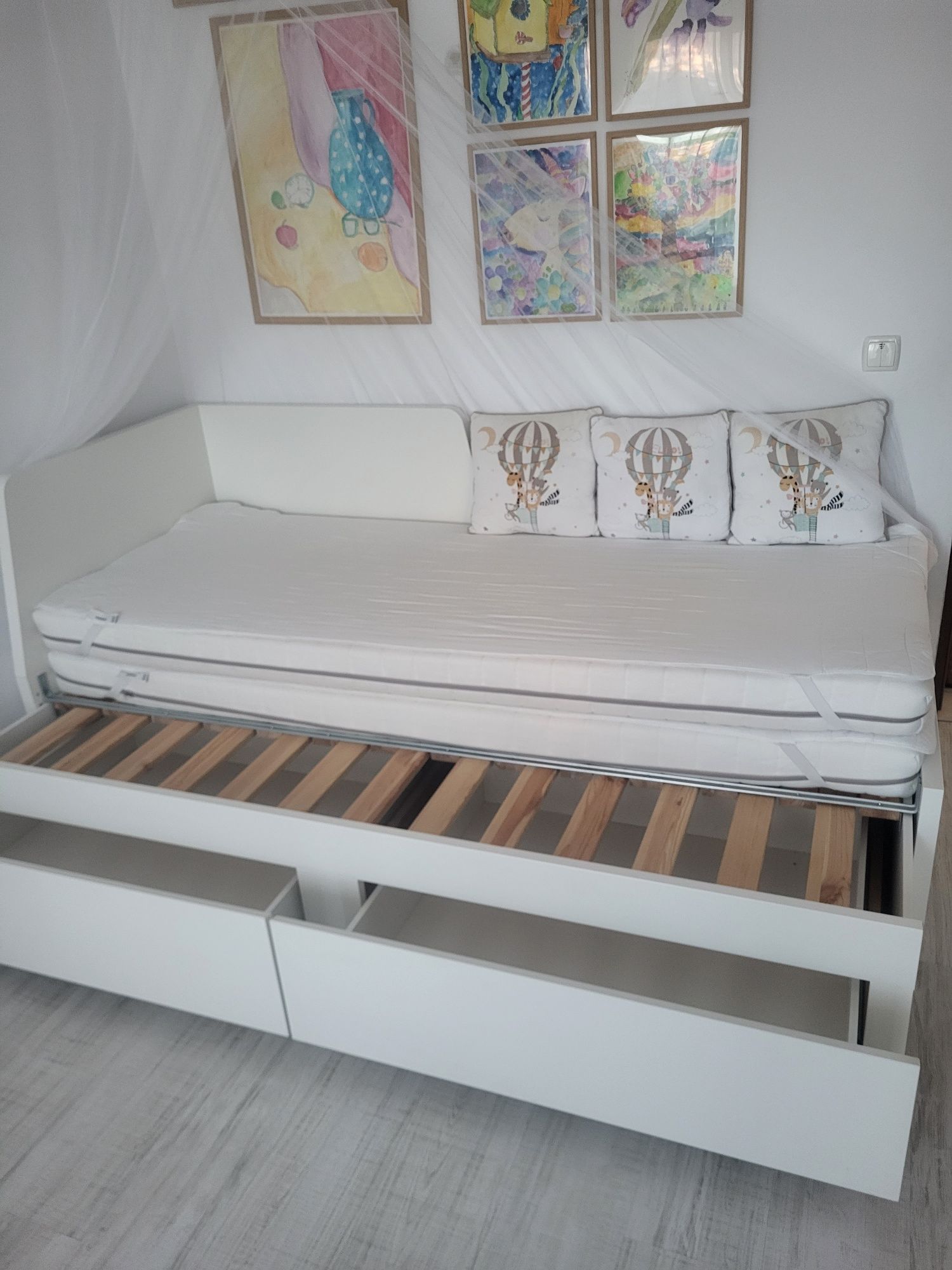 Pat extensibil  IKEA 2sertare/2saltele