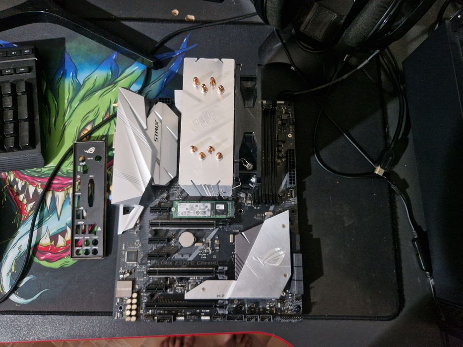 I7 8700 z370 asus strix материнка Процессор