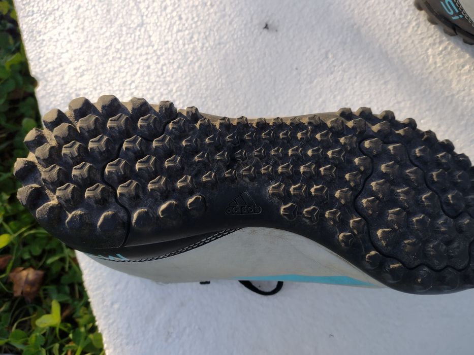 Ghete de fotbal Adidas