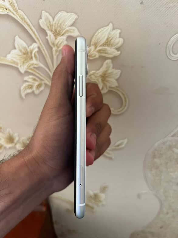 Iphone 11 oq holati ideal
