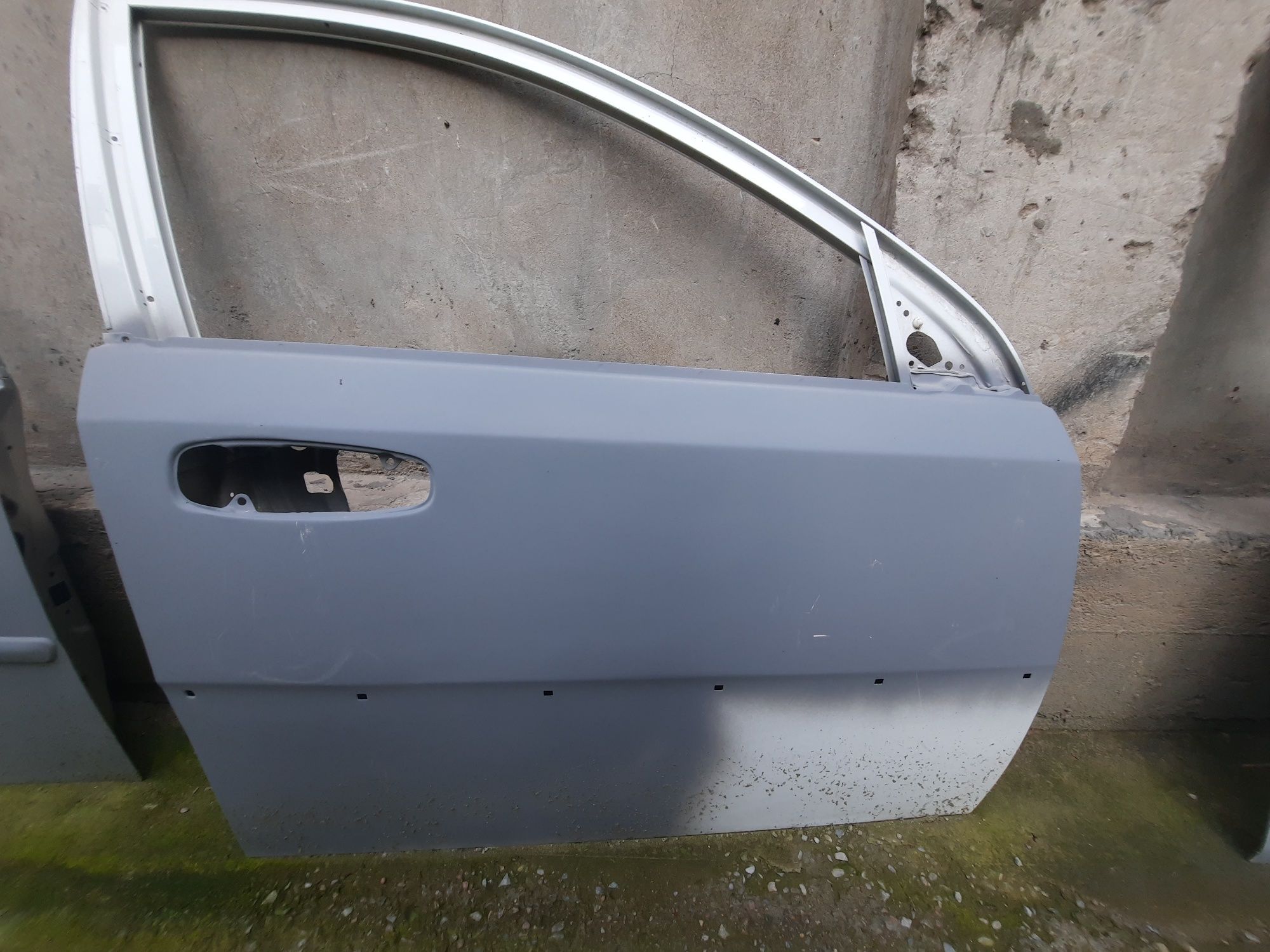 jentra matiz spark eshiklar sotiladi