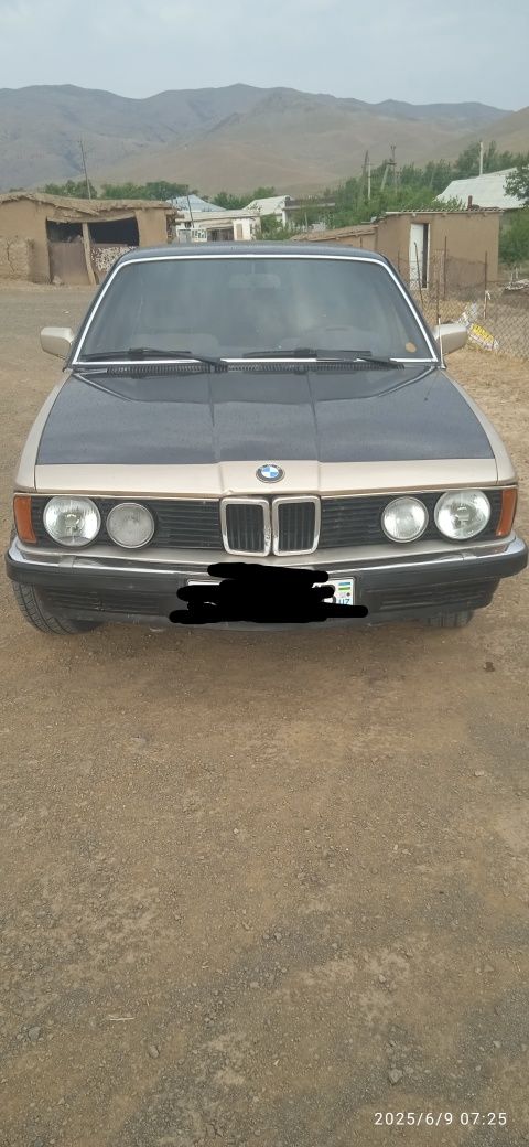 Bmw marka 728i benzin