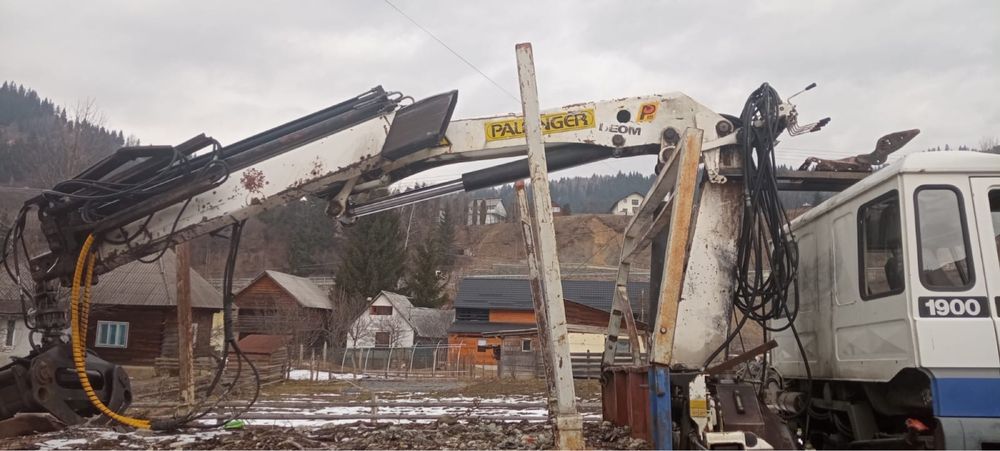Daff 1900 Camion forestier,basculbil lateral