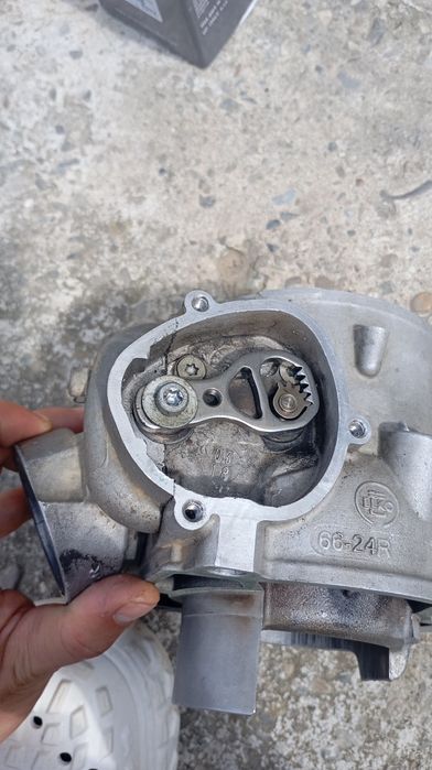 Clindiru complet (chiuloasă/pw) și injectoare KTM 250 EXC TPI 2018+