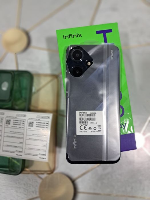Infinix HOT 30 Play yangi
