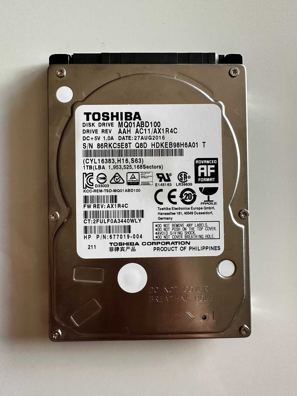 Toshiba 1TB (1000MB) хард диск -без забележки, без лоши сектори - 2.5"