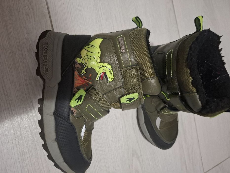 Ghete copii marimea 31 hm si kappa,doua perechi 70lei