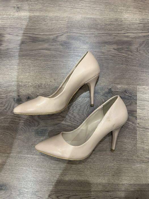 Официални обувки с токчета