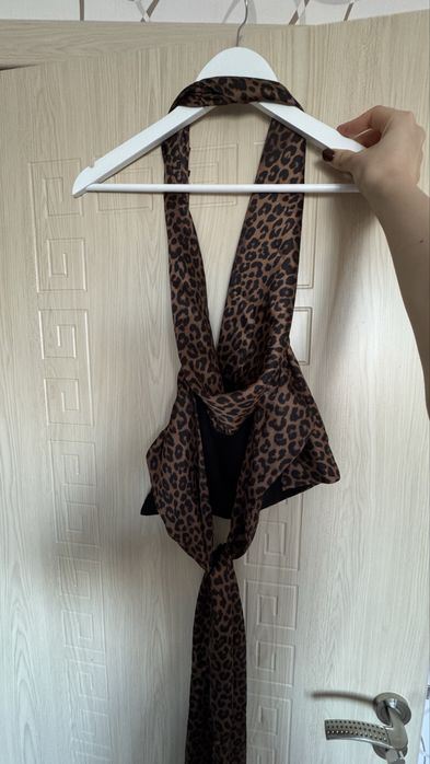 Нов halter top Zara leopard print