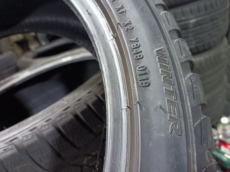 Anvelope MS iarna 225 40 19 pirelli 5.5-7mm