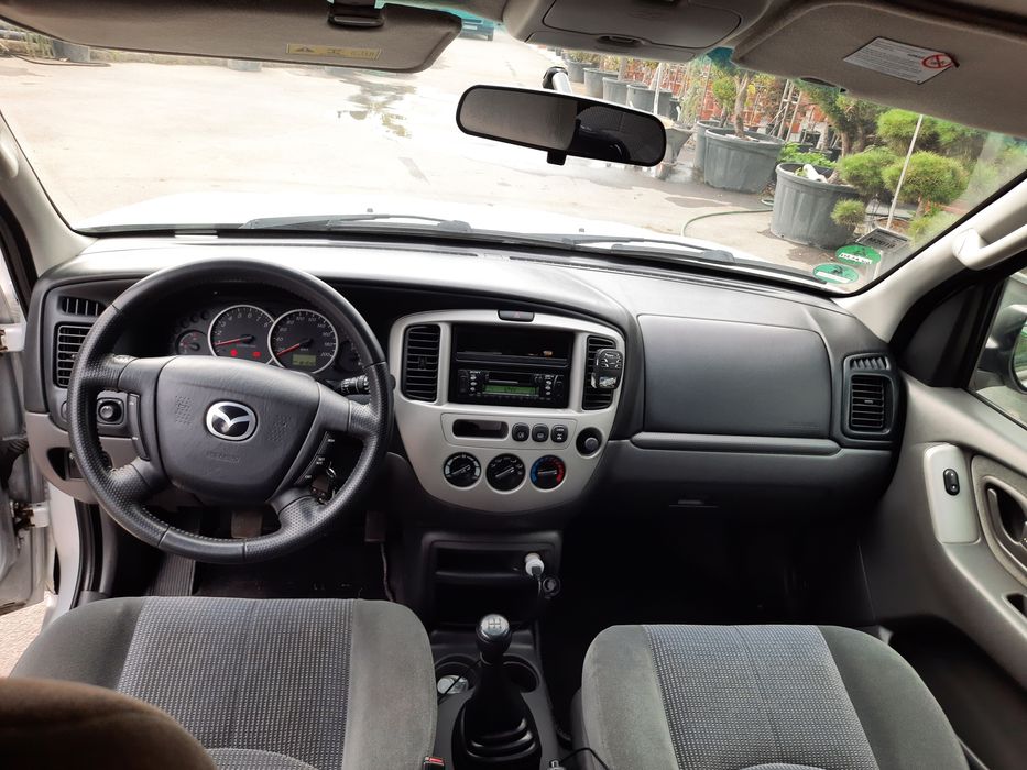 Vând schimb SUV Mazta Tribute 2.0 benzina 4x4 permanent