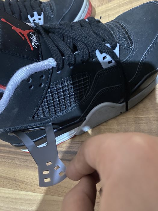 Jordan 4 bred mărimea 38