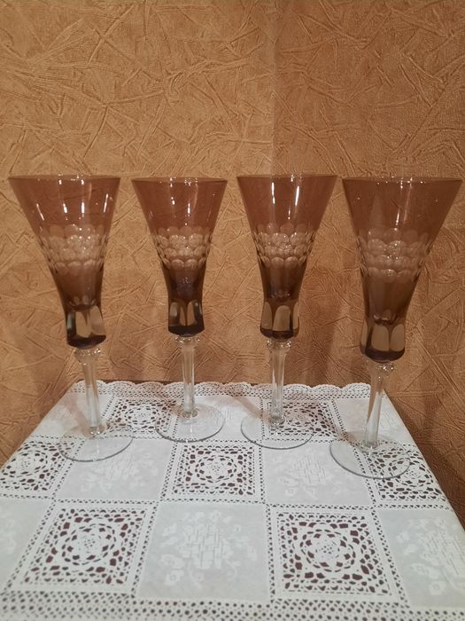 Антикварный, неповторимый набор из 4х высоких фужеров  "ТРЕМБИТА",  Ав