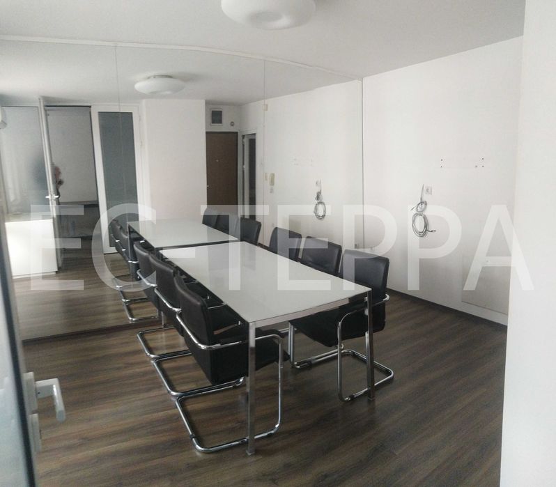 офис пл. Журналист