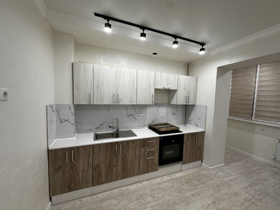 Сатылады су жана 1 ай колданылган кухонный гарнитур