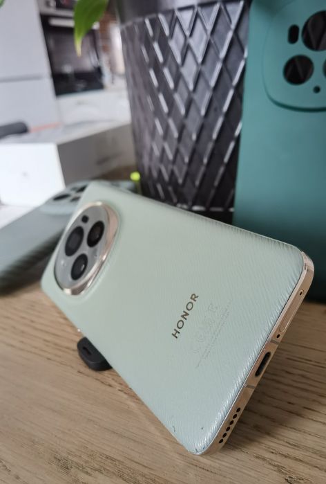 Honor Magic 6 Pro, garanție încă un an