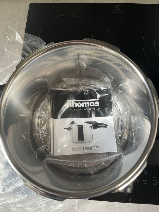 Тенджера под налягане Thomas - чисто нова, 2 броя