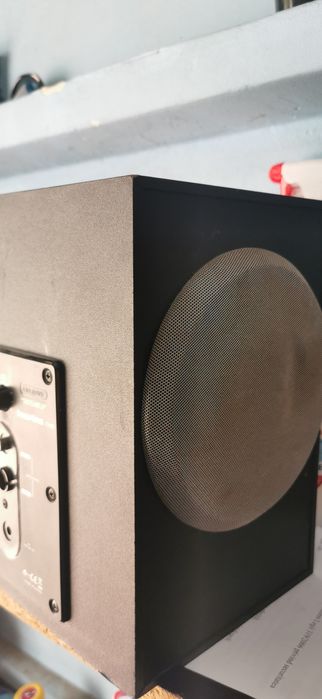 Boxe cu subwoofer